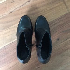 Stuart Weitzman Black Leather Booties